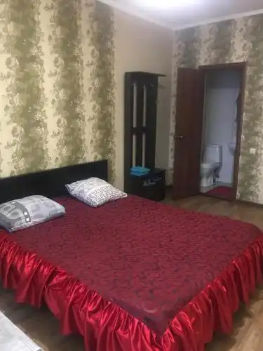 На Челюскинцев - 12