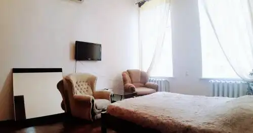 Apart 26 - 25