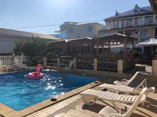 Дельфин на Нагорной - 0