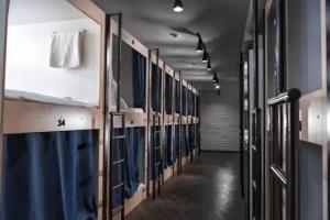 Капсульный отель «Box Inn»