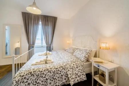 White Rooms - 46