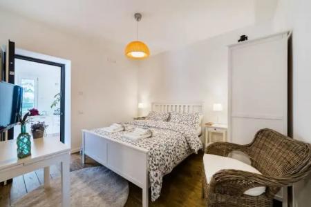 White Rooms - 56