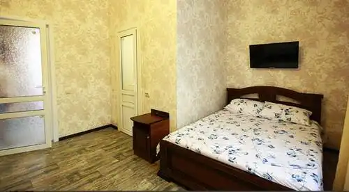 Корницкого 3 - 4