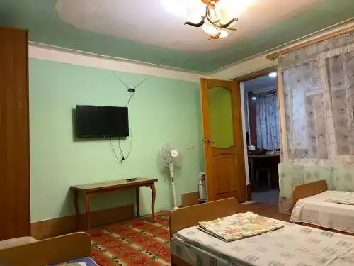 Домик у дороги - 12