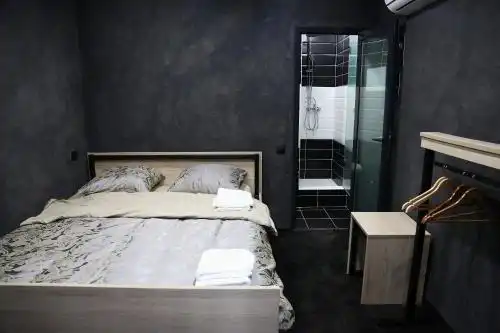 Black - 98