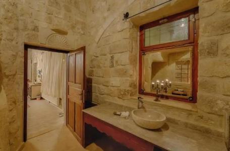 Taru Cave Suites - 163