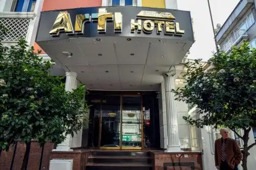 Arti Boutique - 0