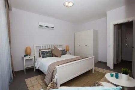 Truemars & Suites - 88