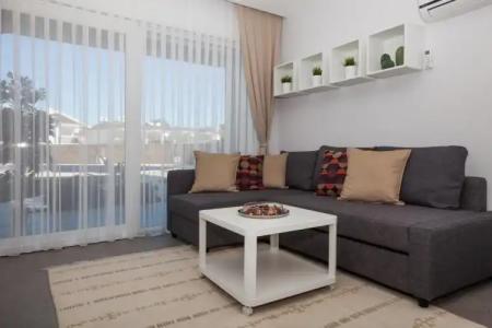 Truemars & Suites - 145