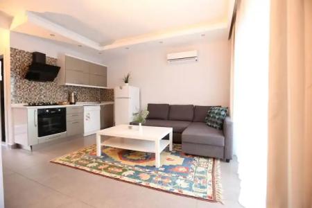 Truemars & Suites - 79