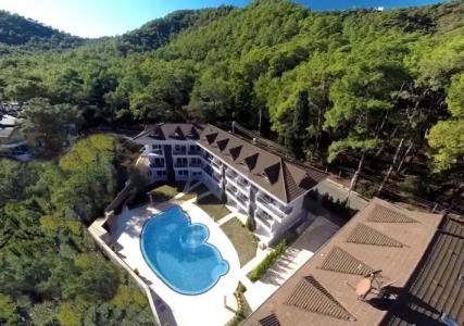 Truemars & Suites - 127