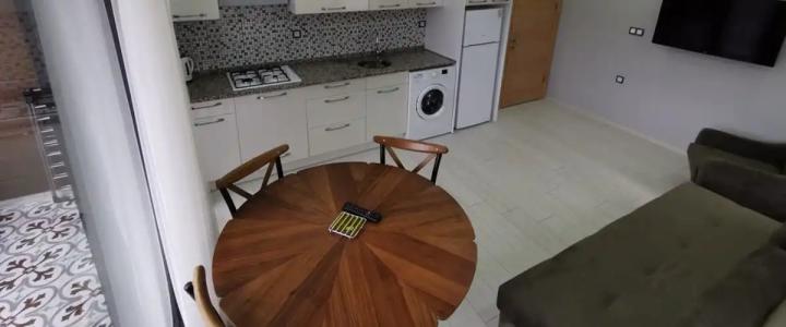 Liva Teras - 12