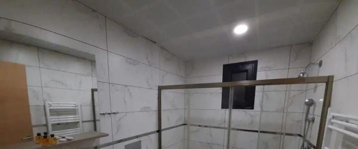 Liva Teras - 8