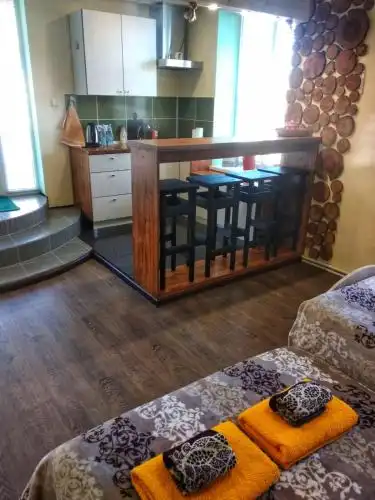 The Stonerings House - 26