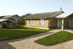 Дом «The Stonerings House», Нарочь