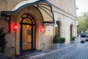 Promenade Hotel Baku, Баку