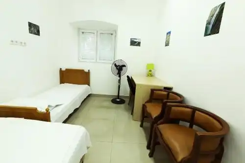 Byron Hostel - 13