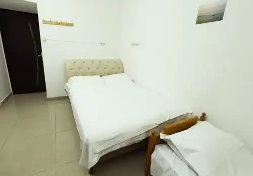 Byron Hostel - 7