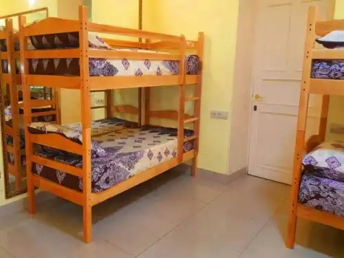 Globus hostel &Tours - 10