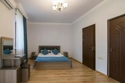 AFA & Guest House - 9