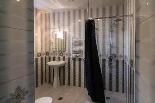AFA & Guest House - 4