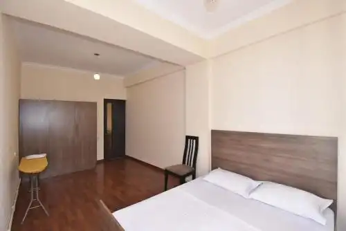 Mashtoc33 New apartment Yerevan center - 4