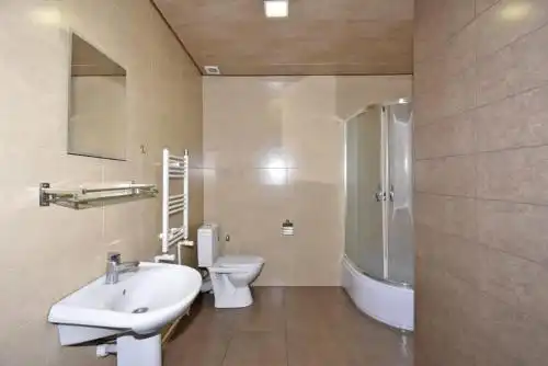 Mashtoc33 New apartment Yerevan center - 8