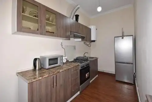 Mashtoc33 New apartment Yerevan center - 10