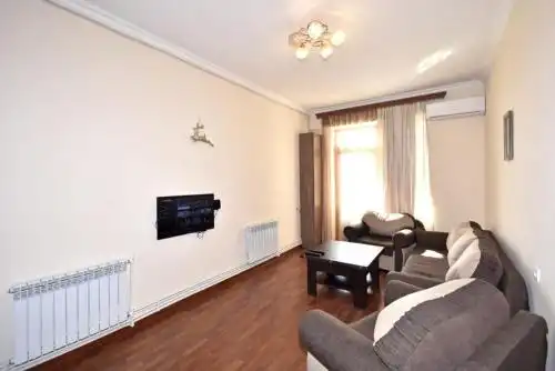 Mashtoc33 New apartment Yerevan center - 5