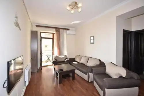 Mashtoc33 New apartment Yerevan center - 6