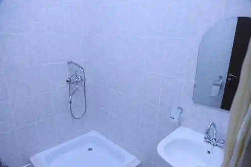 Biotech Guest Room - 2