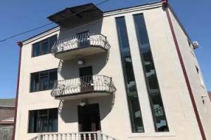 Royal Hotel, Горис