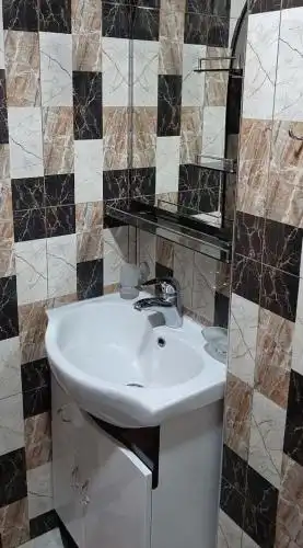 ERO GUEST HOUSE - 3
