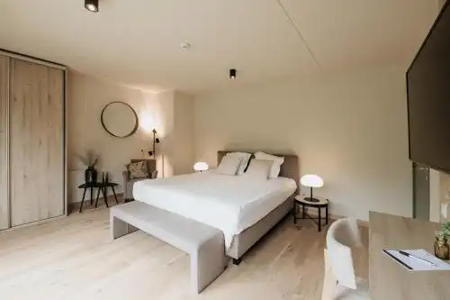 La Merveilleuse by Infiniti Resorts - 16