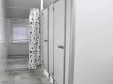 Спальное место на двухъярусной кровати в общем номере для мужчин 