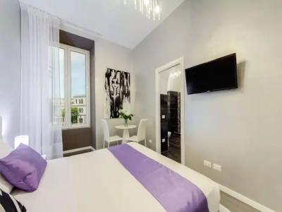 B&B Colosseo Panoramic Rooms - 5