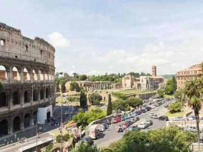 B&B Colosseo Panoramic Rooms - 29