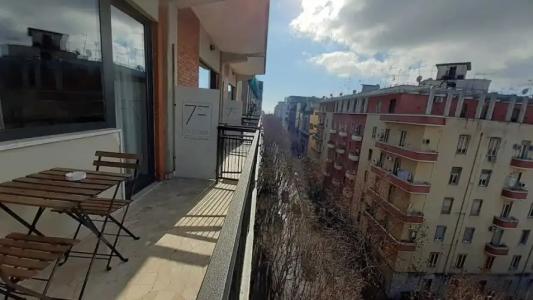 7th Floor Suite - 28