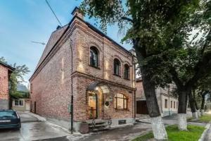 Гостевой дом «Замок на Никольской»