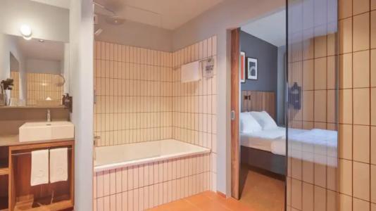 Grandi by Centers - 52