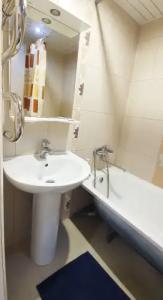 2 комн квартира 30 лет Победы 39 - 13