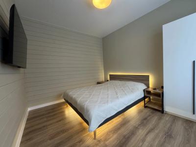 Частный дом с новым дизайнерским ремонтом и мебелью - 7