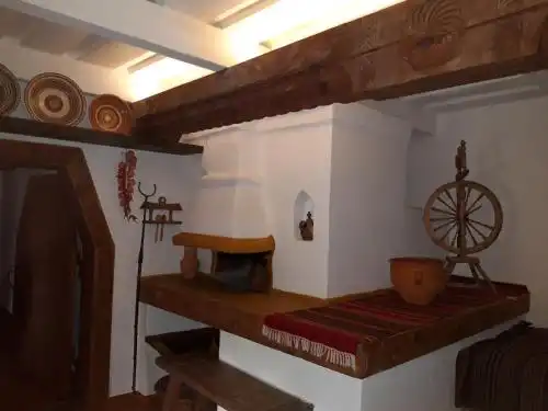 Мамаєва Слобода - 16