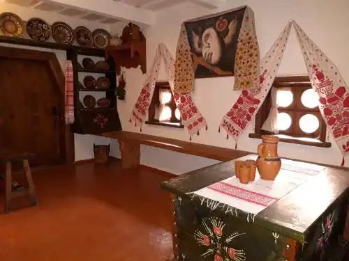 Мамаєва Слобода - 18