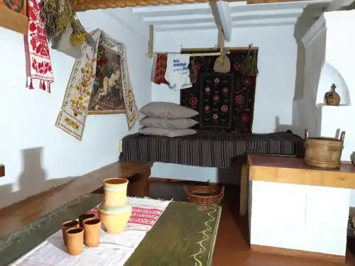 Мамаєва Слобода - 25