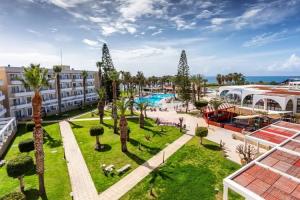 Отель «Louis Phaethon Beach»