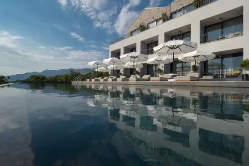 Vivid Blue Serenity Resort - 0