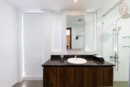 Hôtel Colline - 216