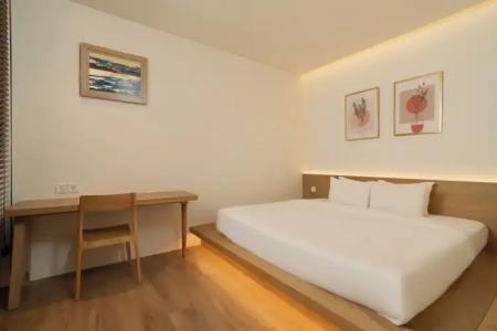 Hôtel Colline - 255