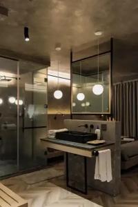 Hôtel Colline - 112